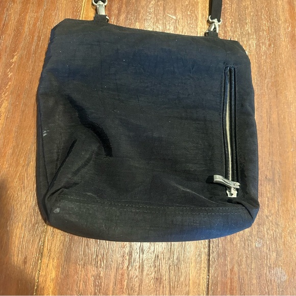 Baggallini Black Lightweight Crossbody Purse Bag - Picture 4 of 6